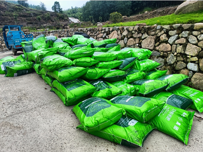 超大 超大現(xiàn)代農(nóng)業(yè) 超大現(xiàn)代農(nóng)業(yè)集團(tuán)